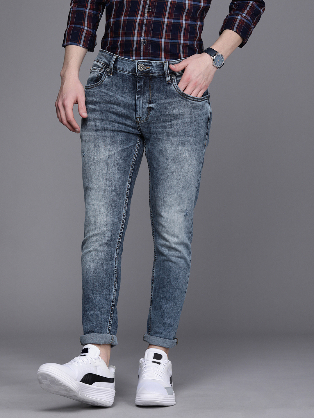Buy Voi Jeans Men Blue Skinny Fit Low Distress Light Fade Stretchable