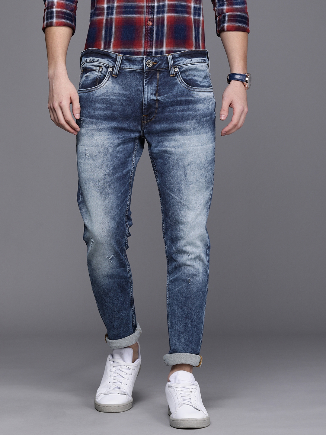 Buy Voi Jeans Men Blue Skinny Fit Low Distress Light Fade Stretchable ...