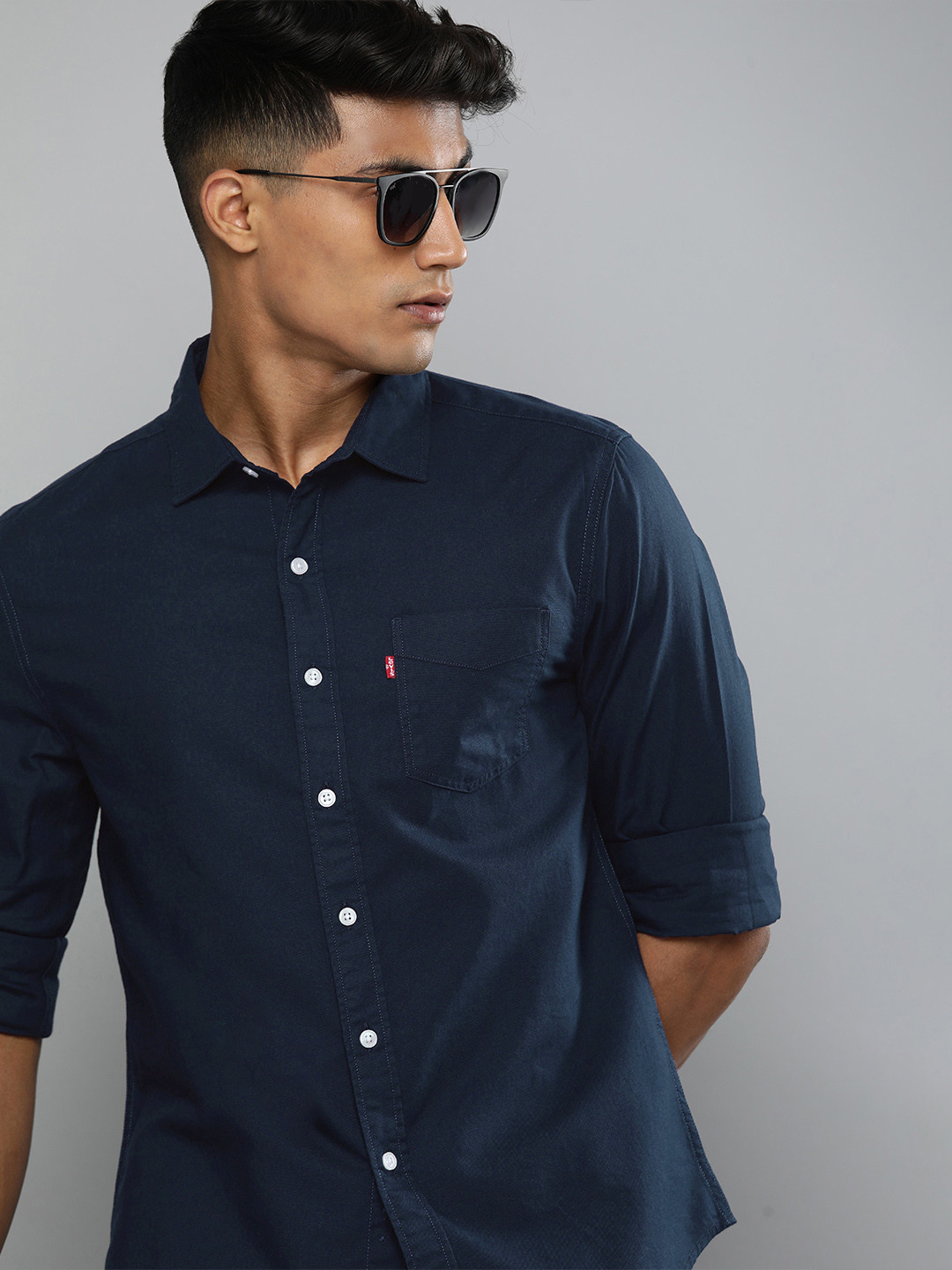 Buy Levis Men Navy Blue Solid Slim Fit Pure Cotton Casual Shirt