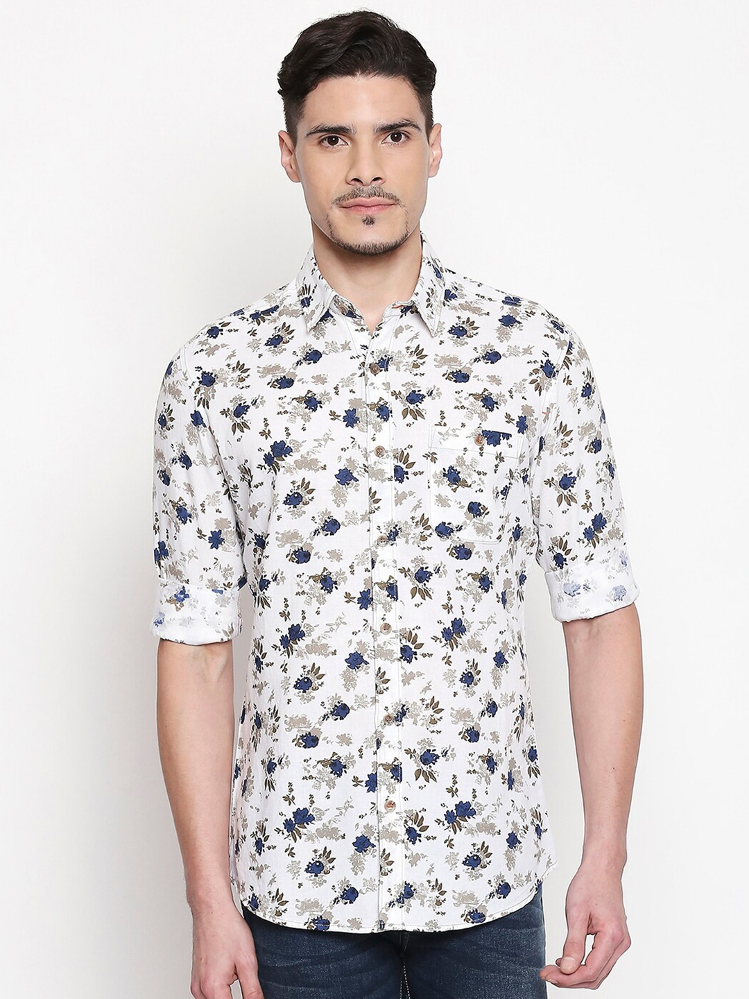 Buy Mufti Men White Slim Fit Floral Printed Casual Shirt - Shirts for ...