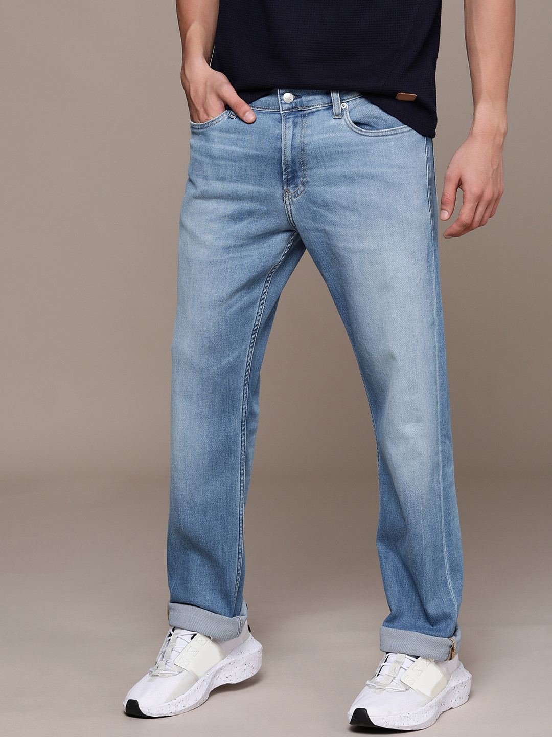 Buy Calvin Klein Jeans Men Blue Straight Fit Heavy Fade Stretchable