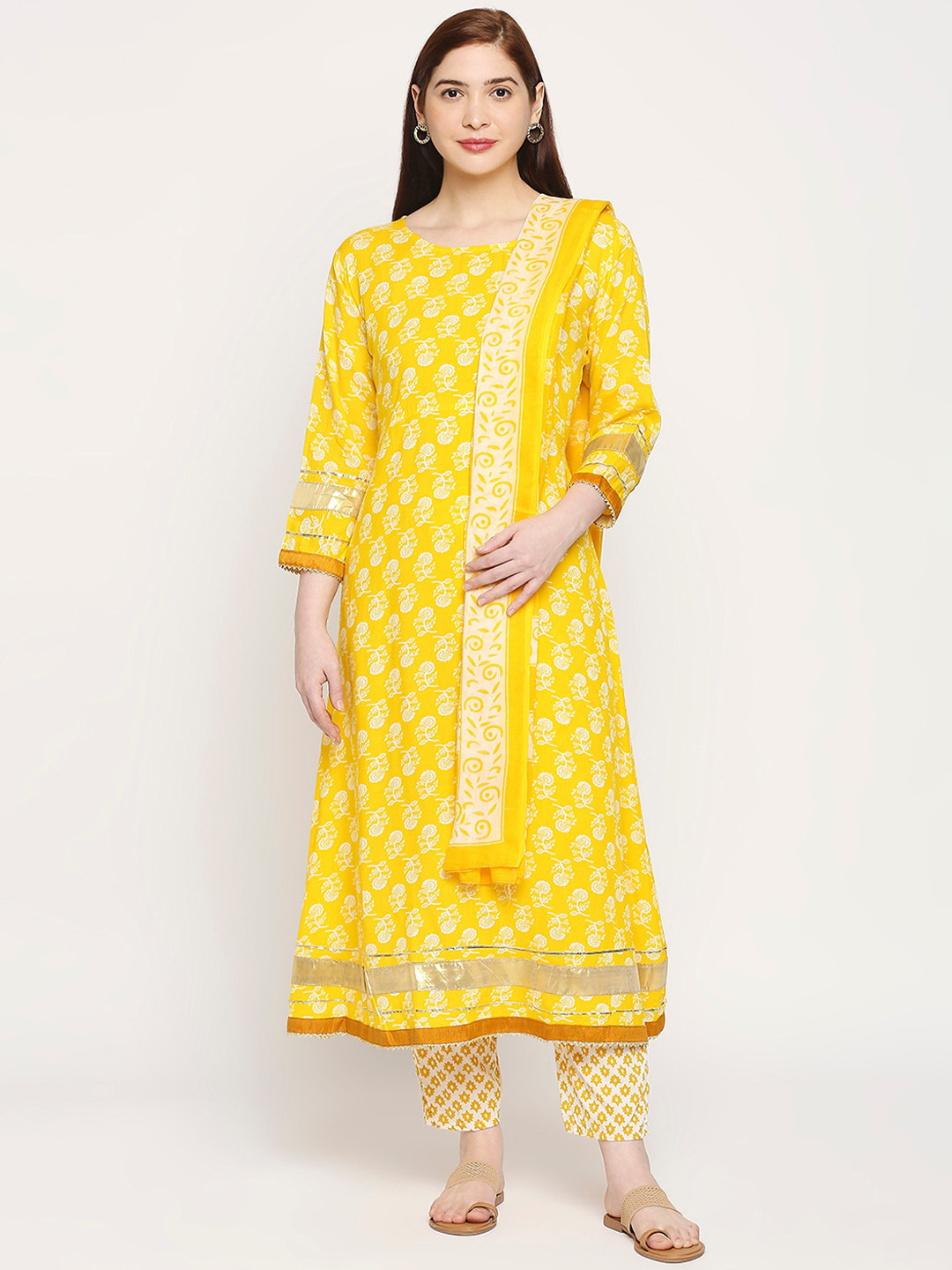 Women Yellow Ethnic Printed Kurta main image 1