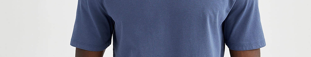 Buy DeFacto Men Blue Solid Cotton T Shirt - Tshirts for Men 16485342 ...