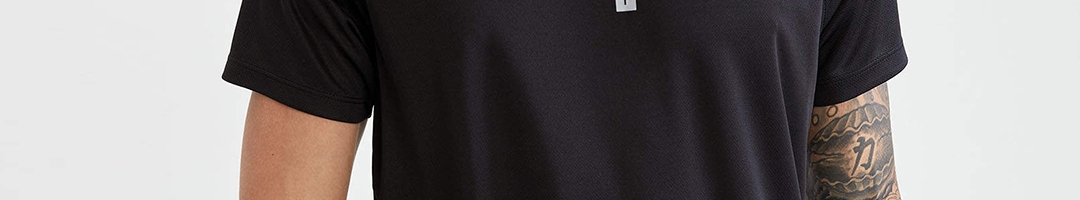 Buy DeFacto Men Black Solid Slim Fit T Shirt - Tshirts for Men 16485422 ...