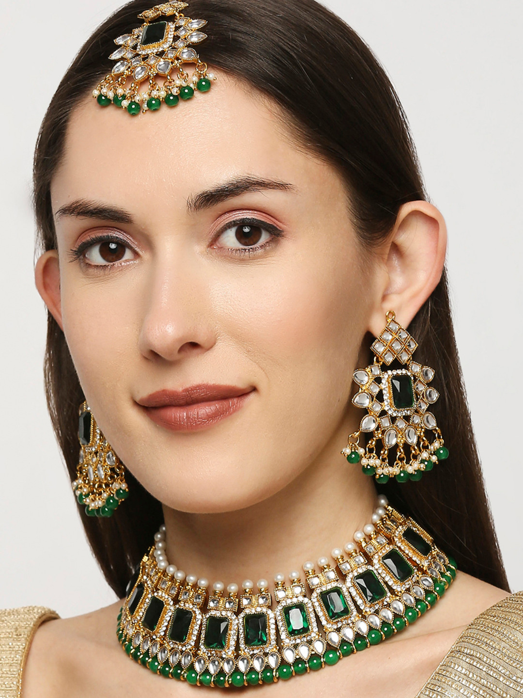 Women Gold-Plated White Kundan & Green-White Pearl Beaded Handcrafted Necklace Set
