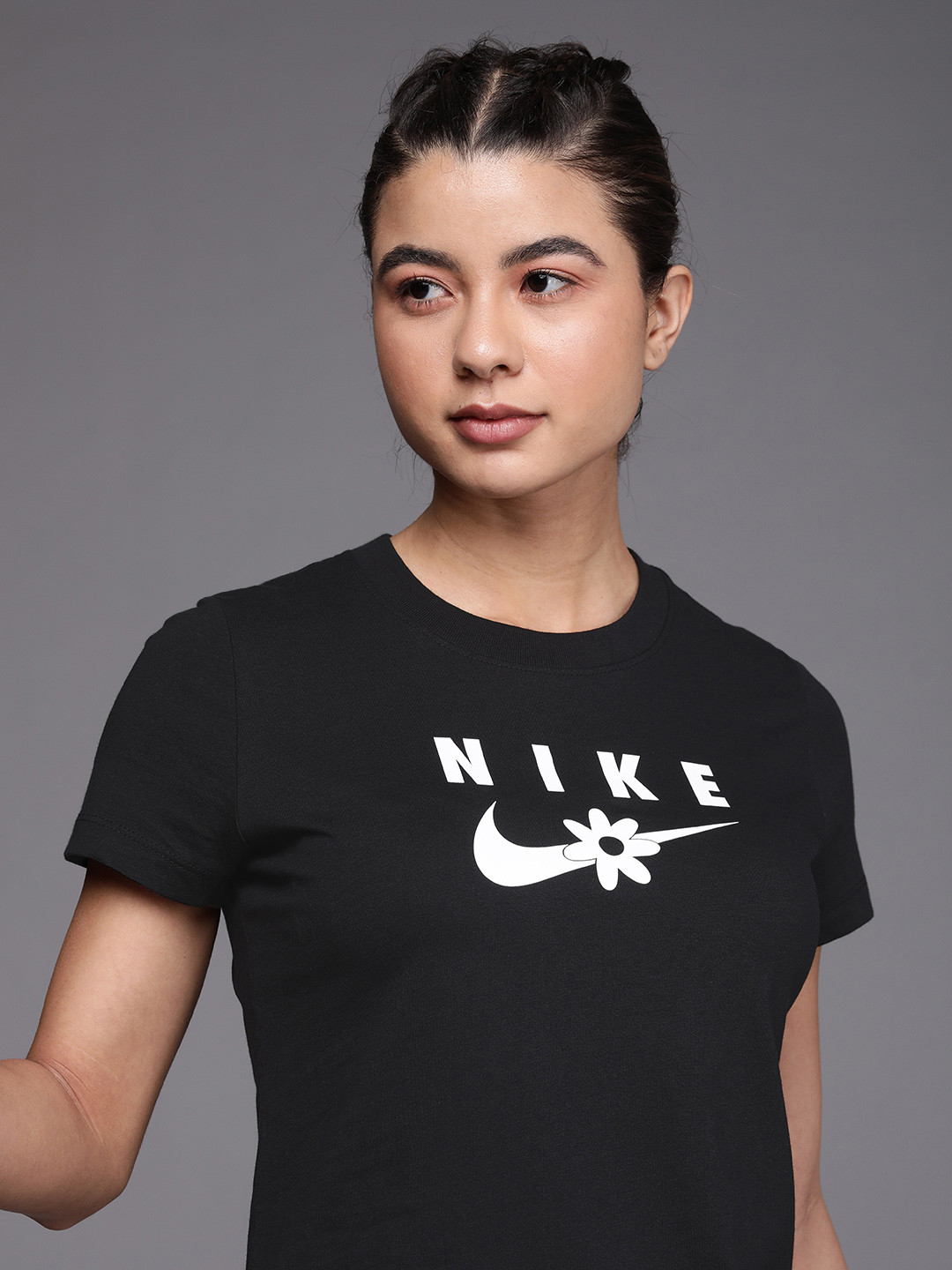 womens nike logo shirt
