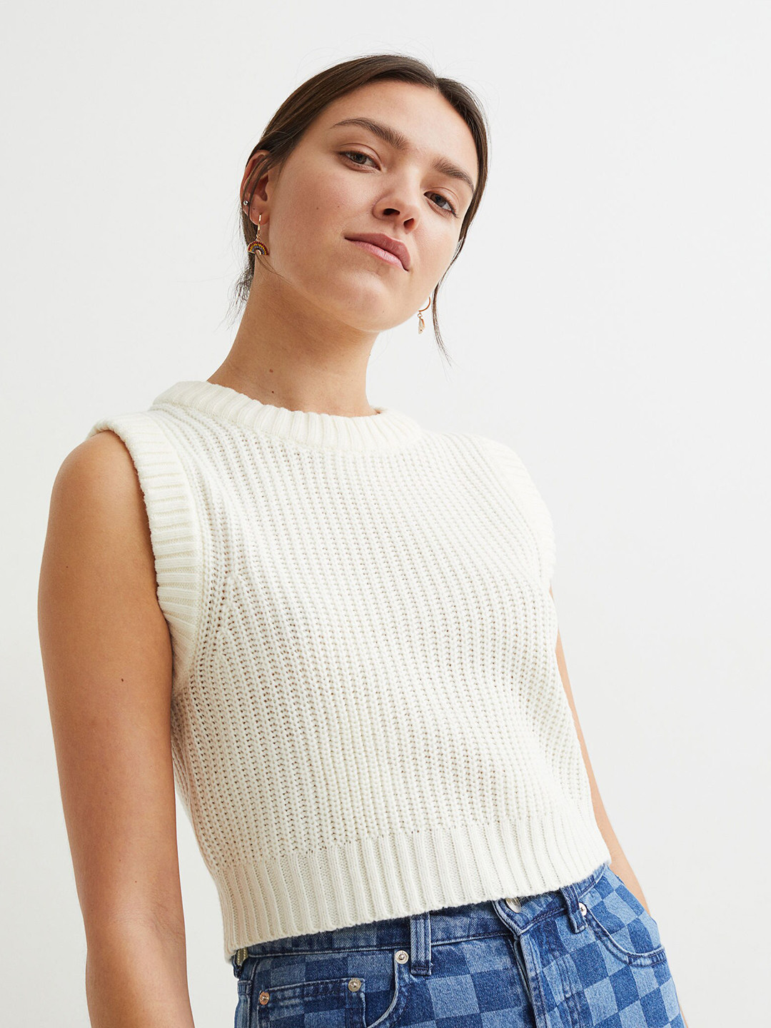 Buy H&M Women White Cropped Sweater Vest Sweaters for Women 16570612