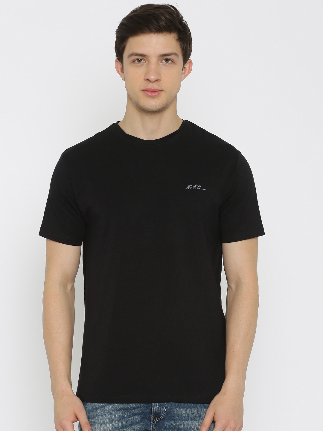 Buy Lee Men Black T Shirt - Tshirts for Men 1658473 | Myntra