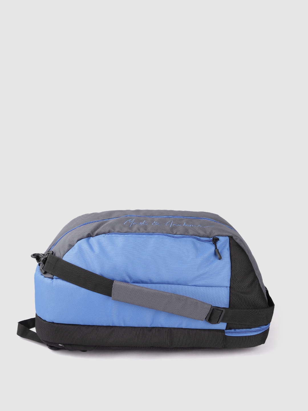 Buy Mast & Harbour Unisex Black & Blue Colourblocked Duffle Bag 