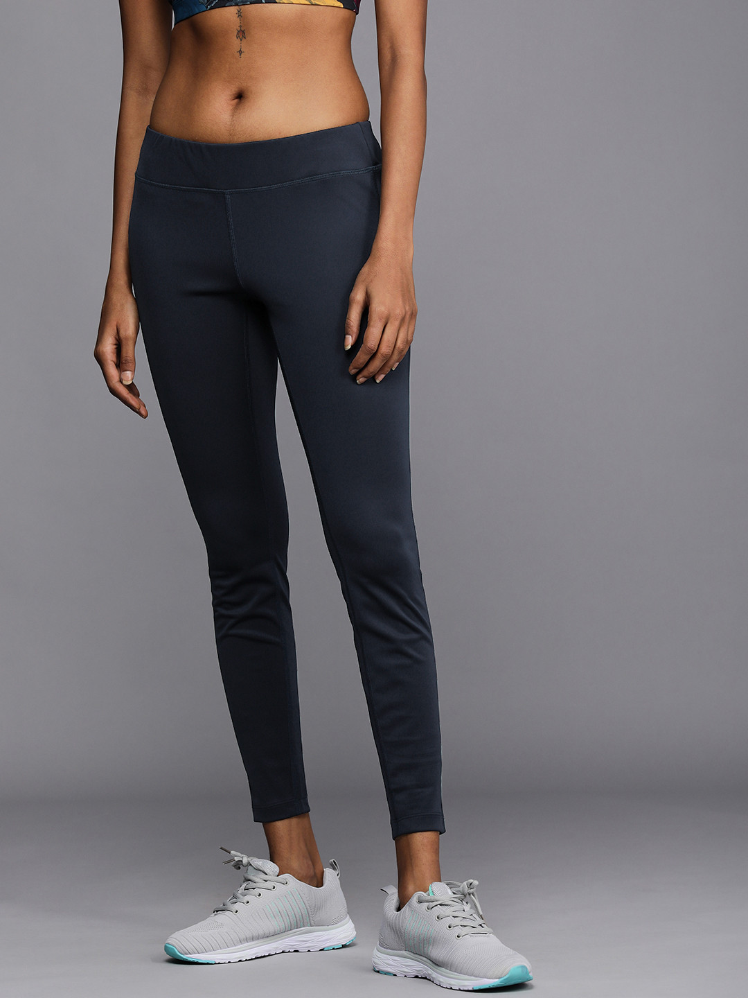 Buy ASICS Women Navy Blue Solid High Waist Cropped Running Tights