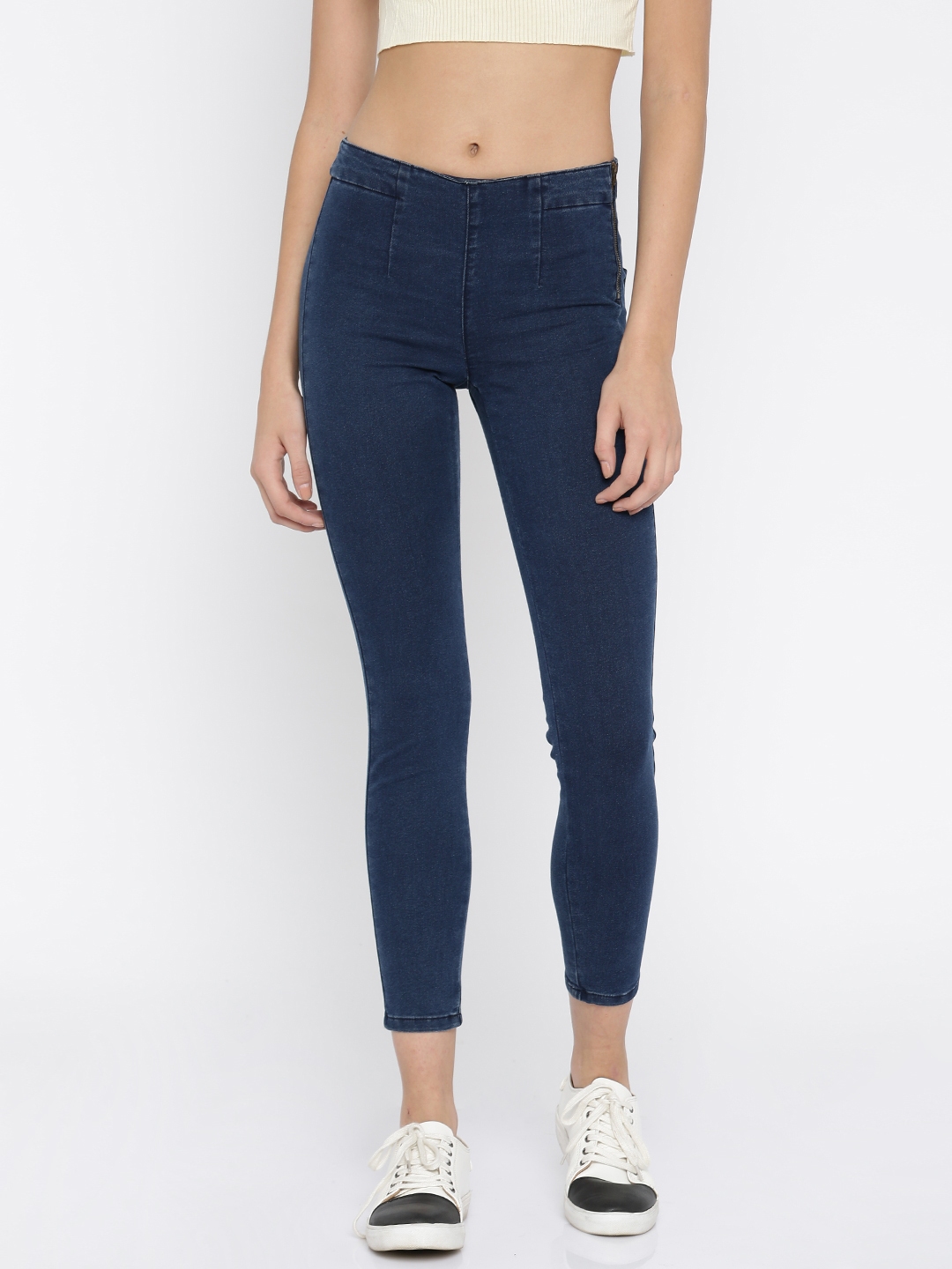 jeggings below 200