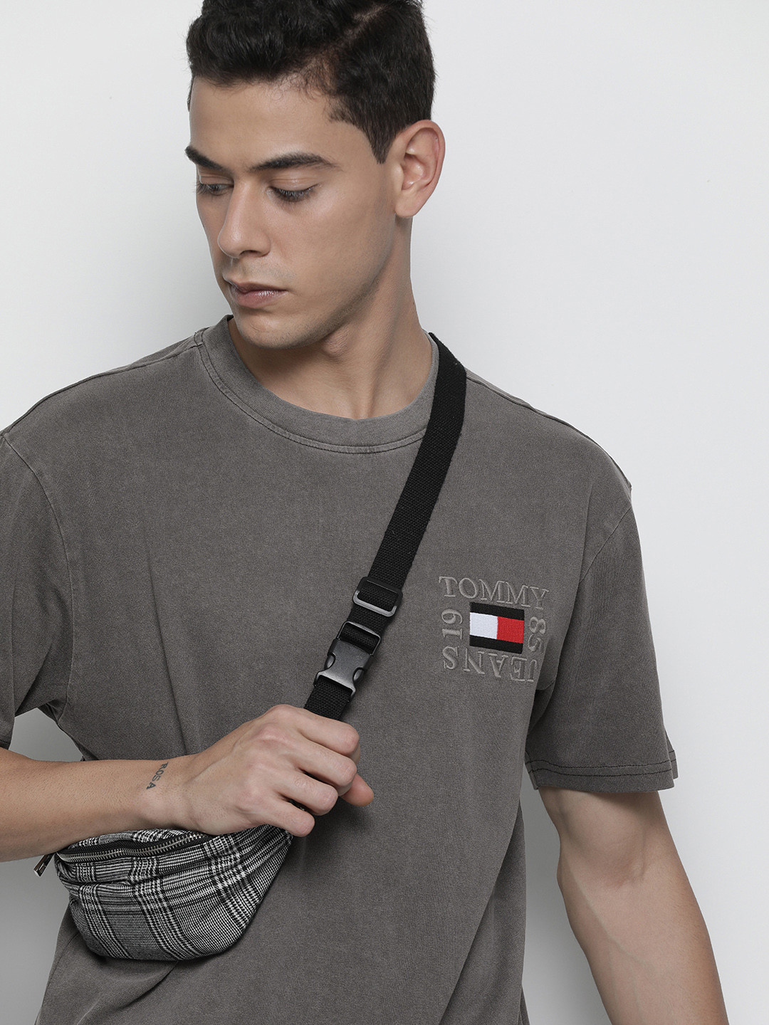 Buy Tommy Hilfiger Men Charcoal Black Brand Logo Organic Cotton T Shirt