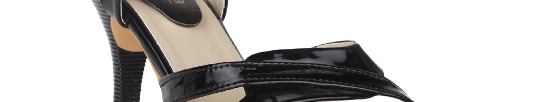Buy Shoetopia Women Black Solid Heels - Heels for Women 1674155 | Myntra
