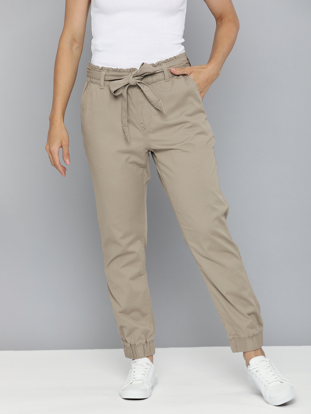 joggers levis