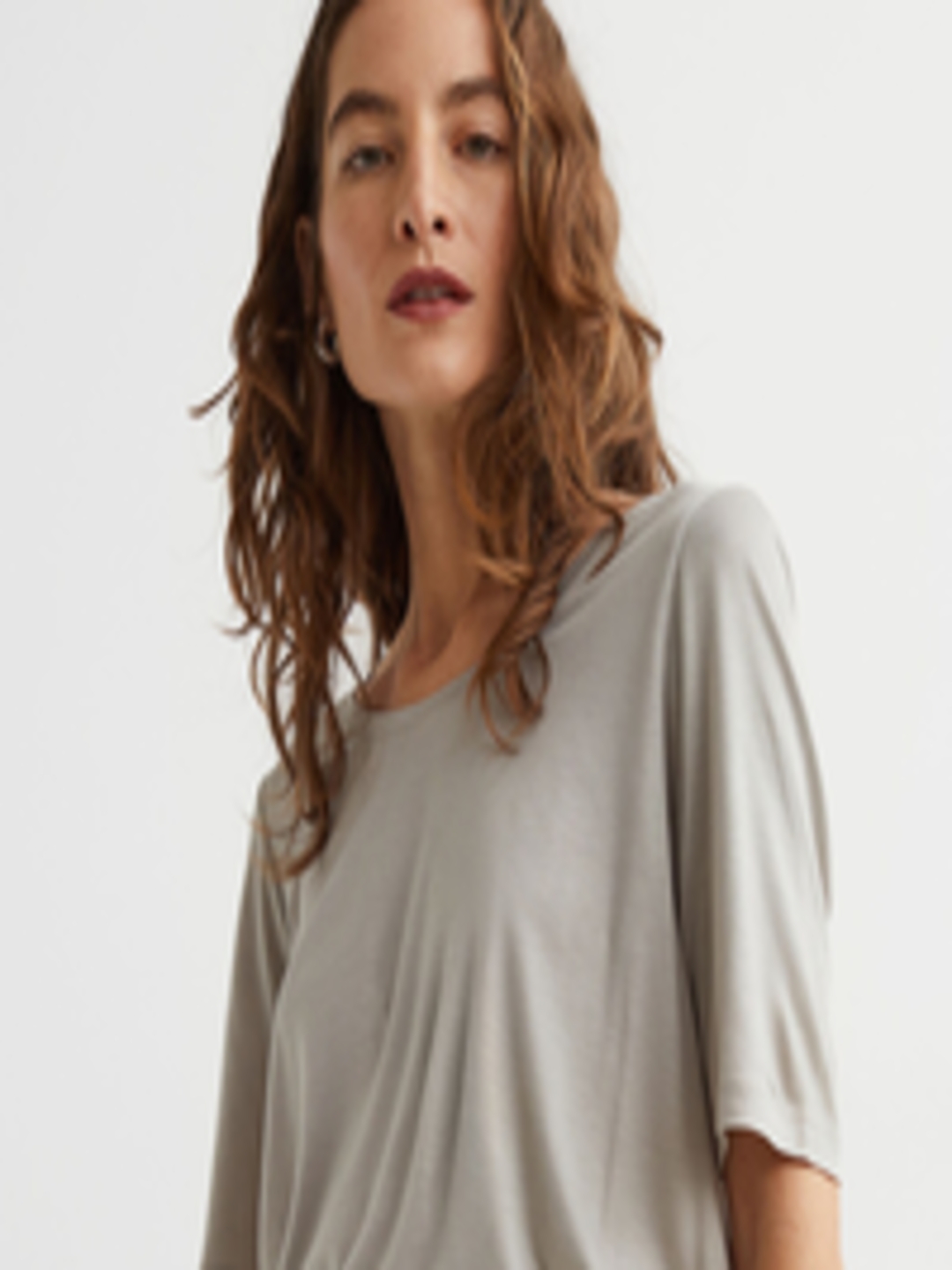Buy H&M Women Grey Low Necked T Shirt - Tshirts for Women 16802474 | Myntra