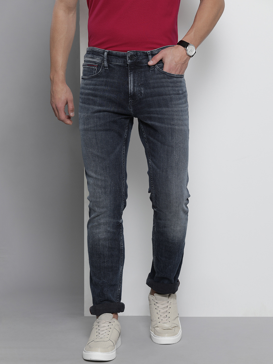 Buy Tommy Hilfiger Men Blue Slim Fit Light Fade Stretchable Jeans