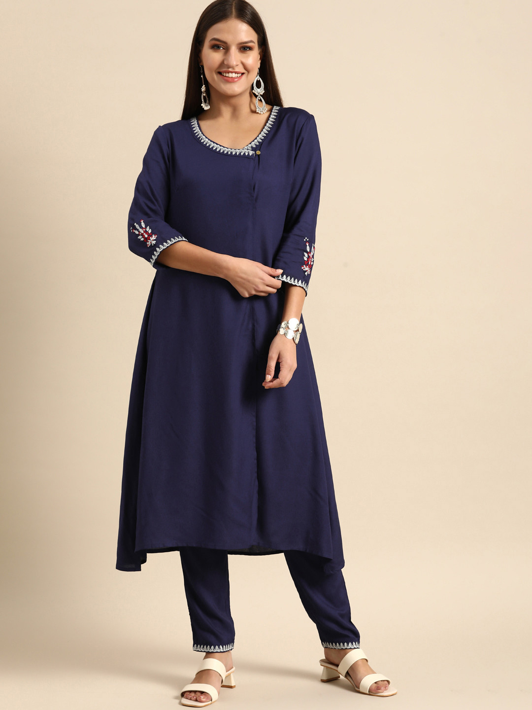 Women Navy Blue Printed Kurta with Trousers