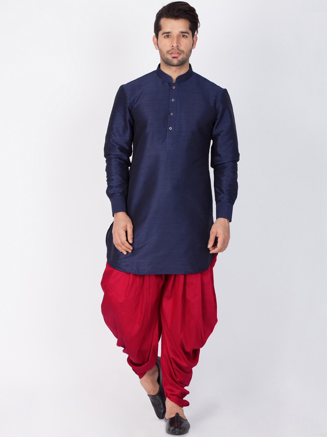 Vastramay Kurta da uomo in cotone di seta stile Pathani Curva oro