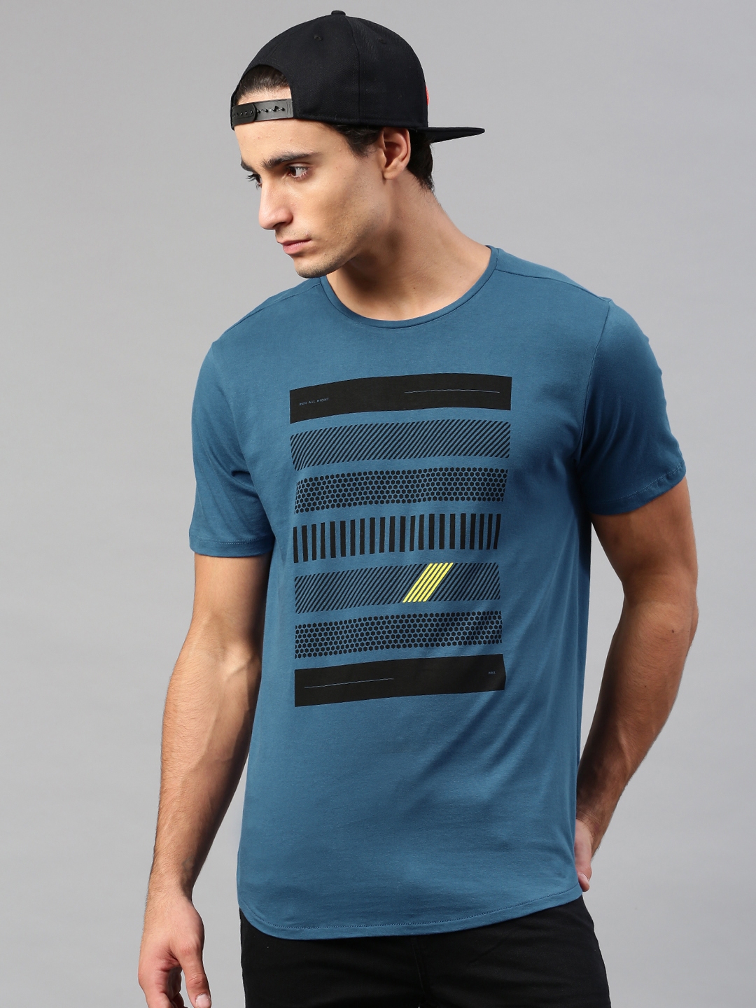 hrithik t shirt in war