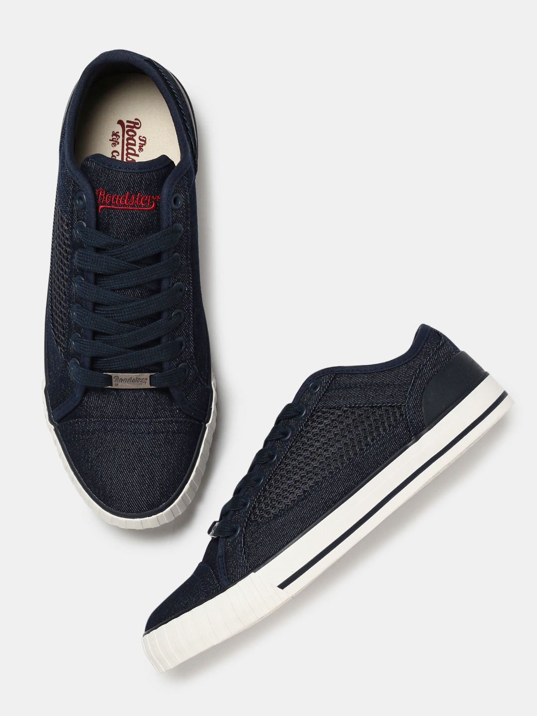 men's navy blue sneakers