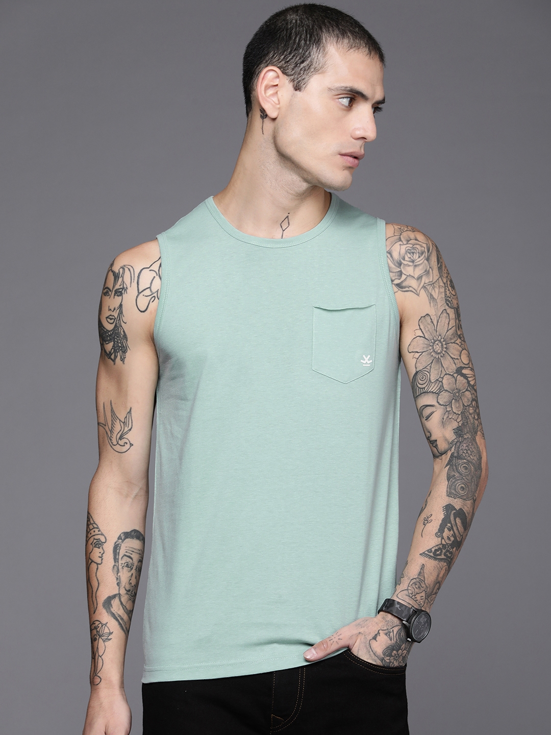 sleevless tshirts for men