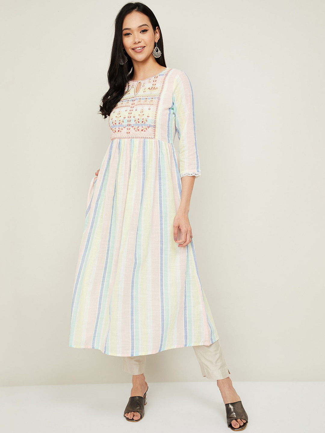 Women'S Pink & White Striped Straight Kurta