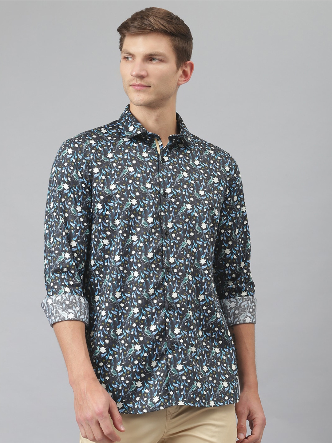 Buy Thomas Scott Men Black Relaxed Floral Printed Pure Cotton Casual ...
