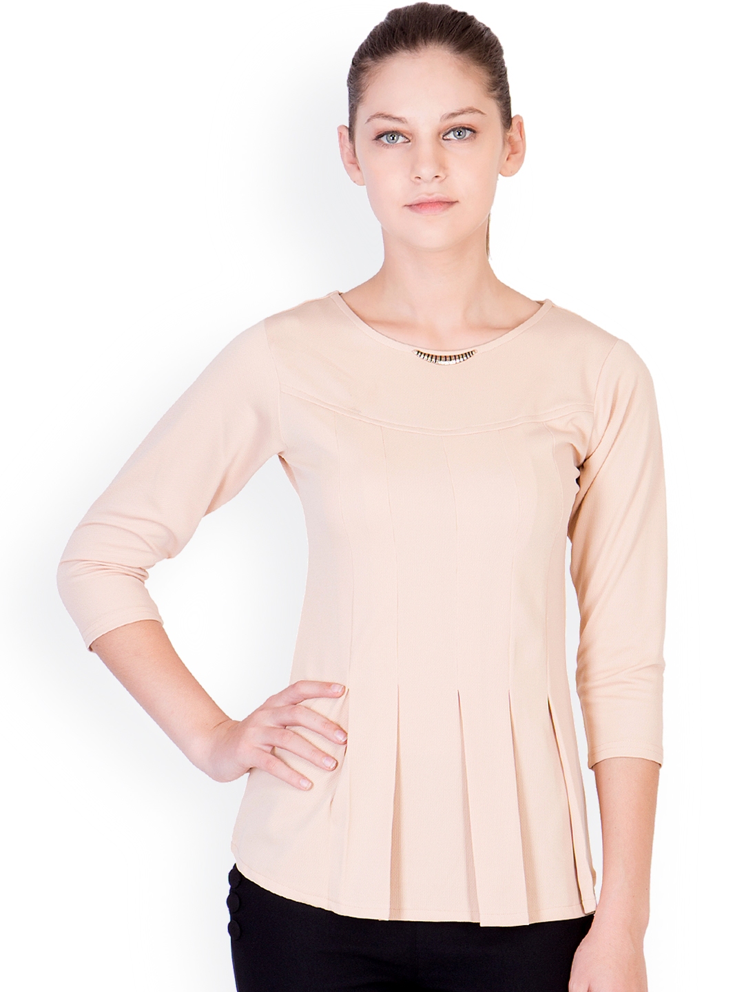 it's like a shirt but only for women