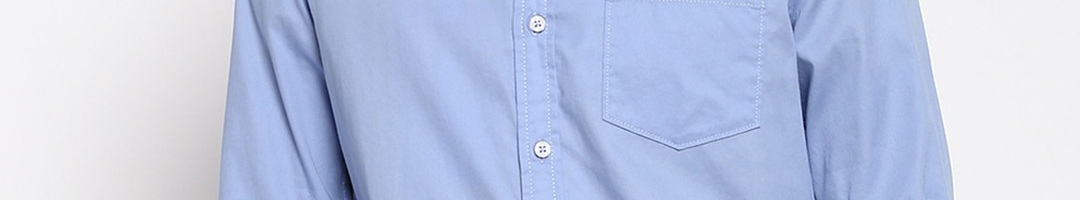 Buy Lee Men Blue Classic Slim Fit Casual Shirt - Shirts for Men ...