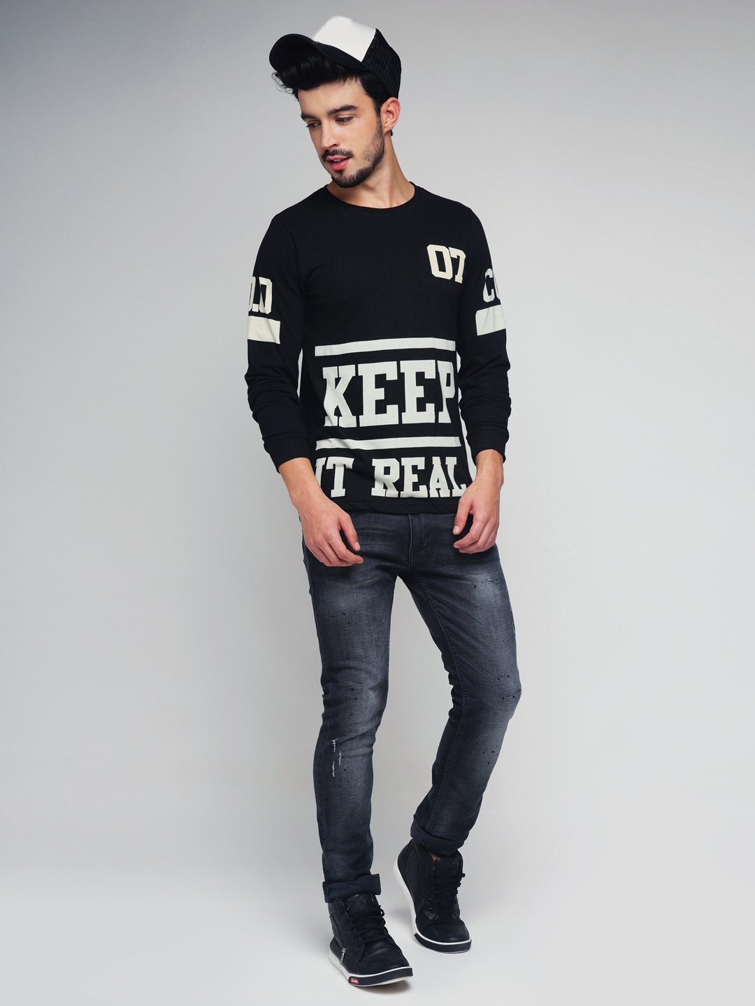Buy Difference Of Opinion Men Black Printed Round Neck T Shirt ...