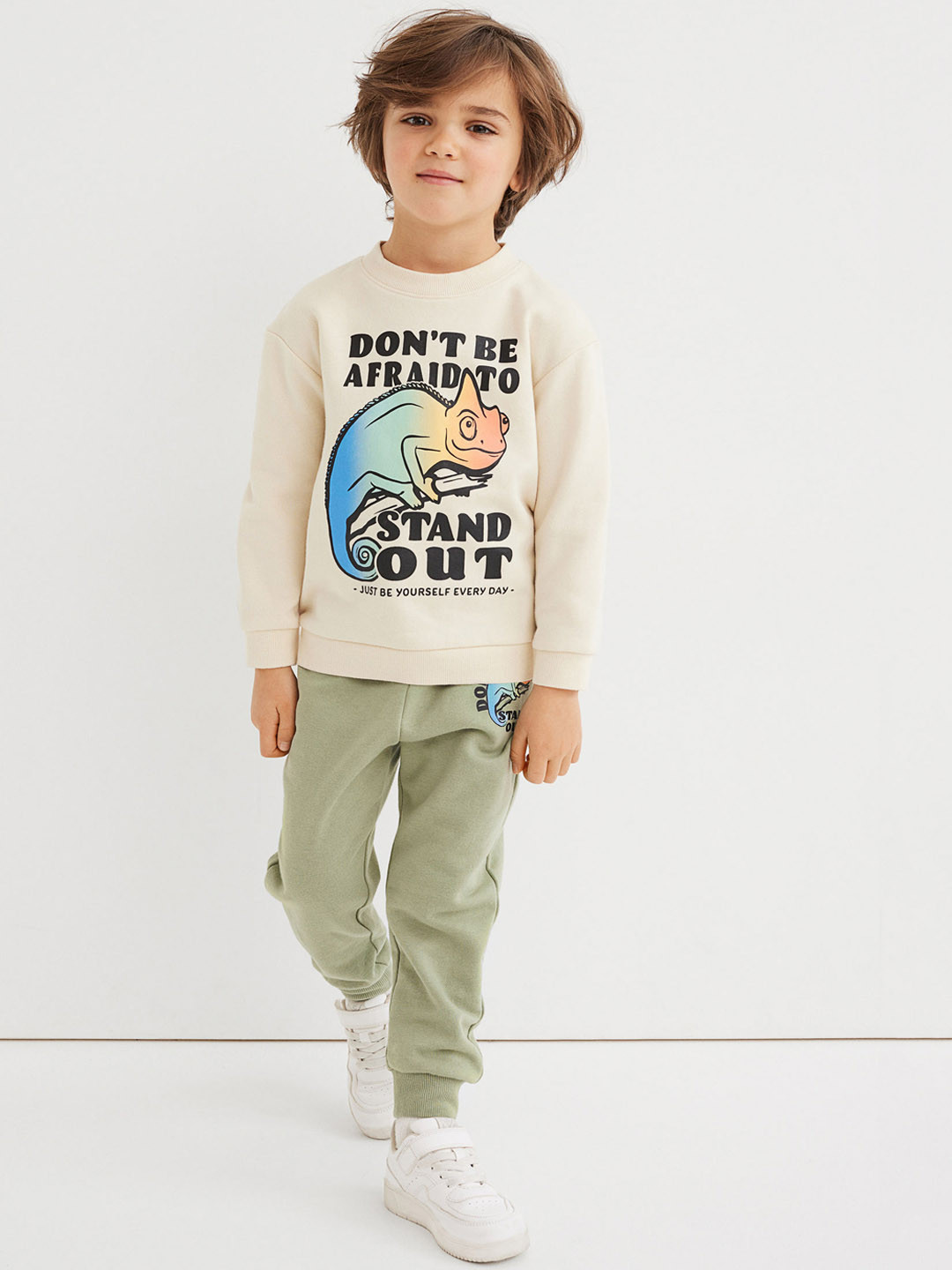 Buy H&M Boys Green & Beige 2 Piece Printed Set Clothing Set for Boys