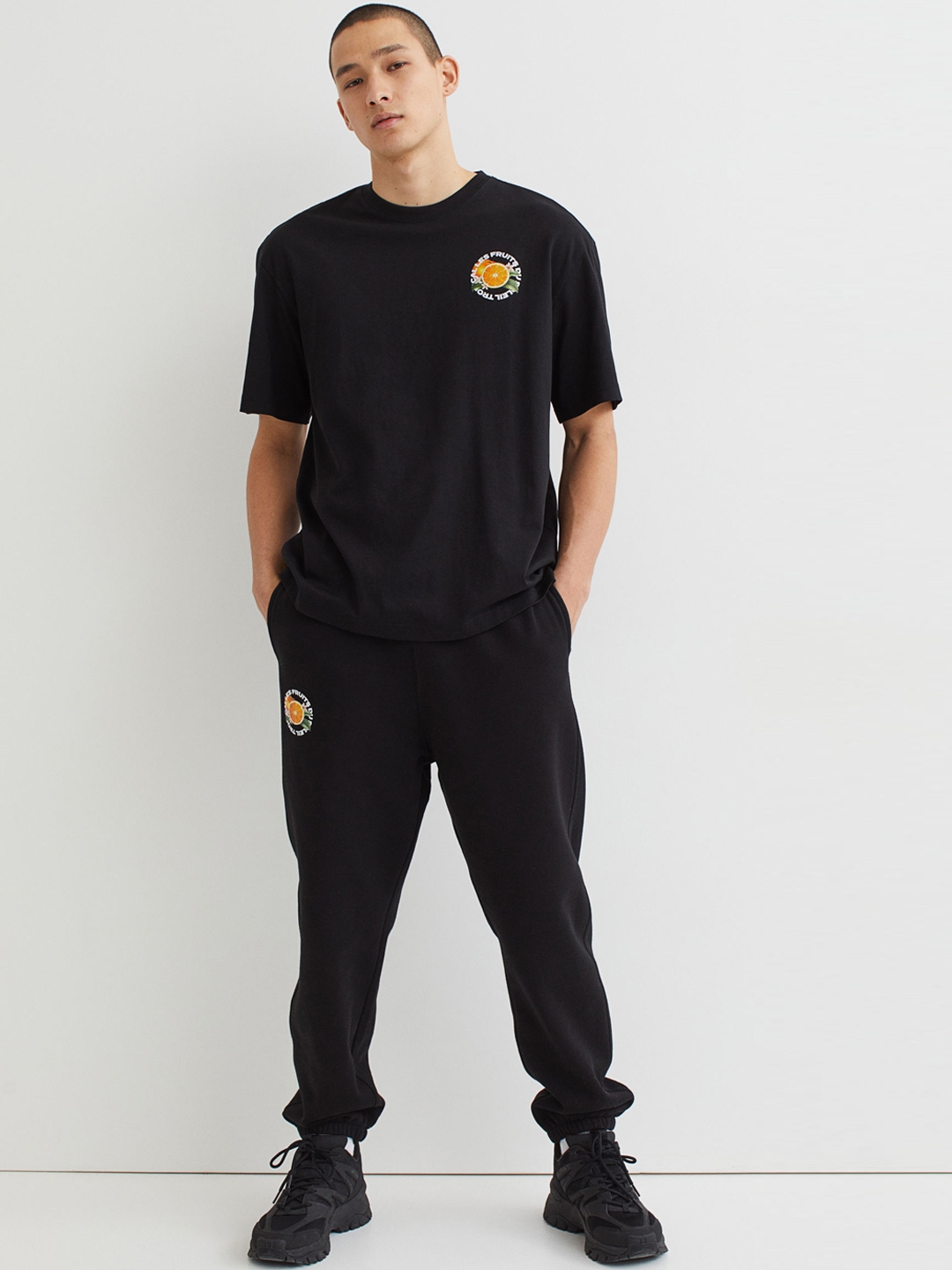 h&m relaxed fit joggers