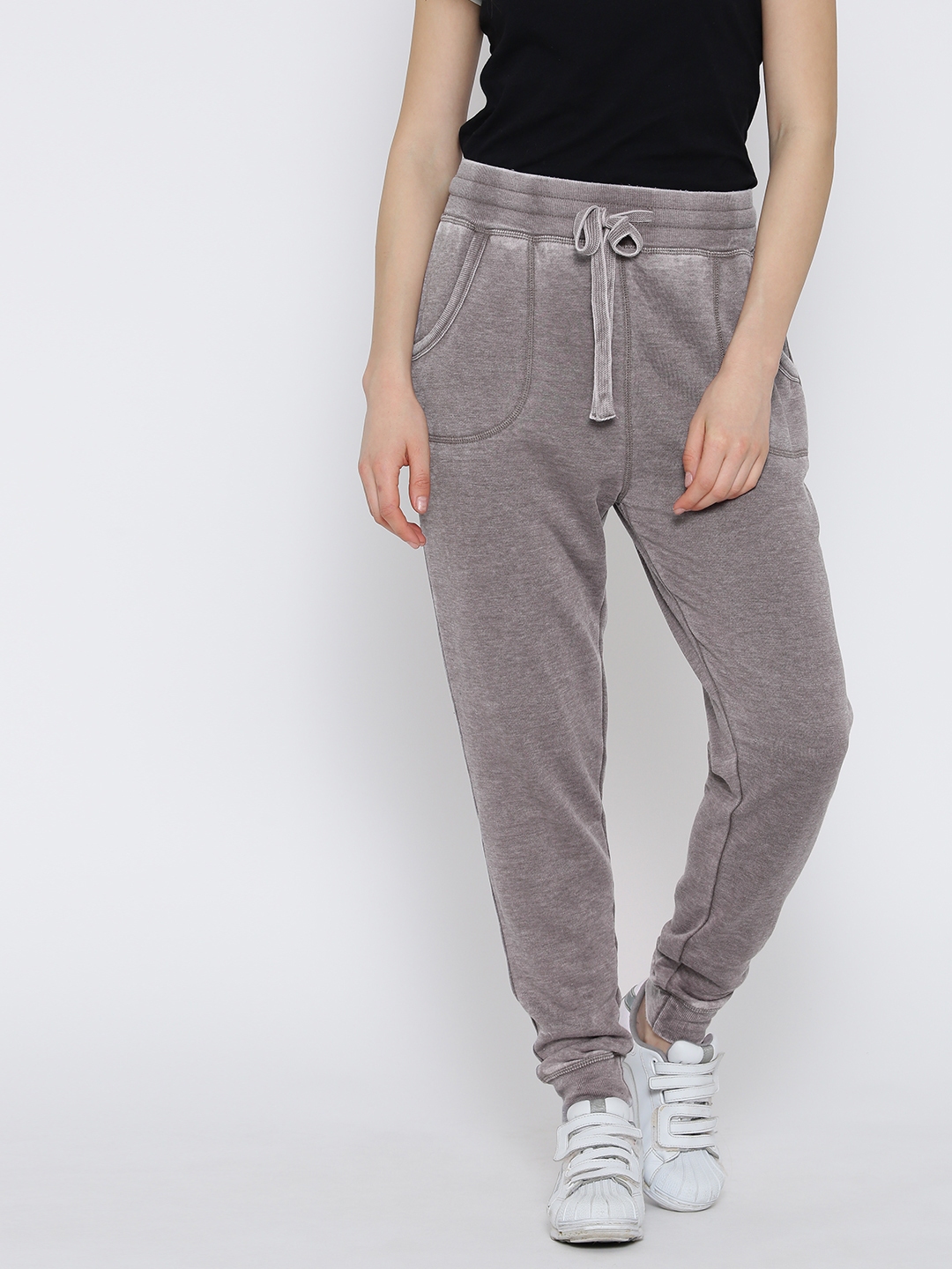 Buy FOREVER 21 Women Mauve Joggers - Trousers for Women 1719803 | Myntra