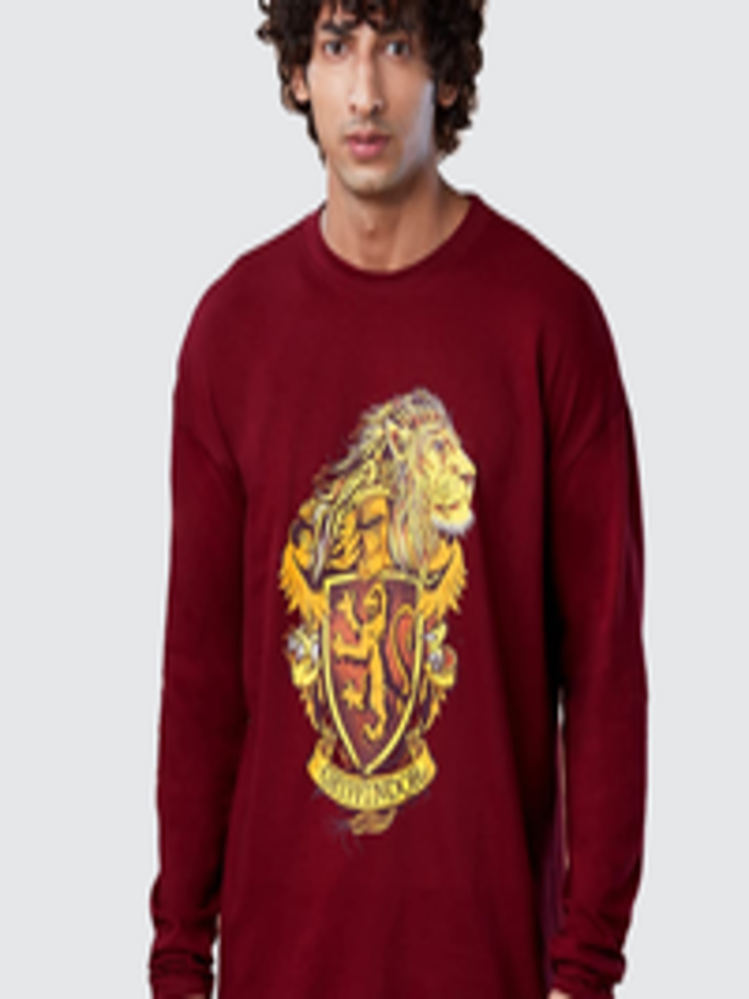Buy The Souled Store Men Red Harry Potter Gryffindor Shield Printed ...