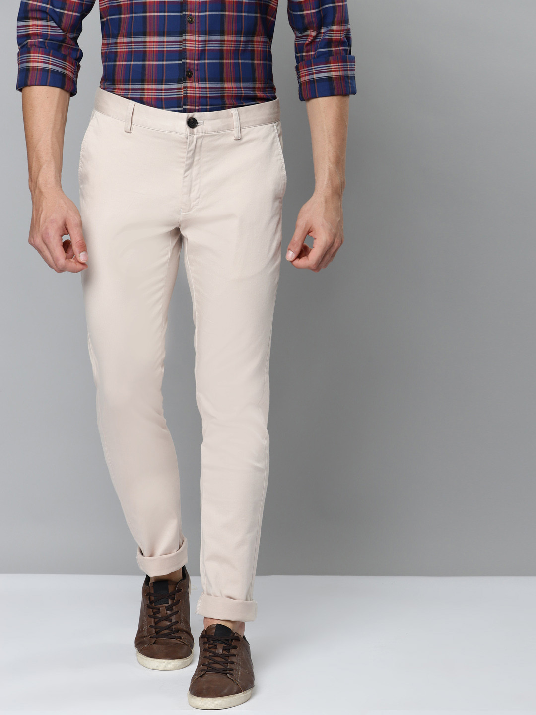 Buy Indian Terrain Men Beige Kruger Slim Fit Chinos - Trousers for Men 17246260 | Myntra