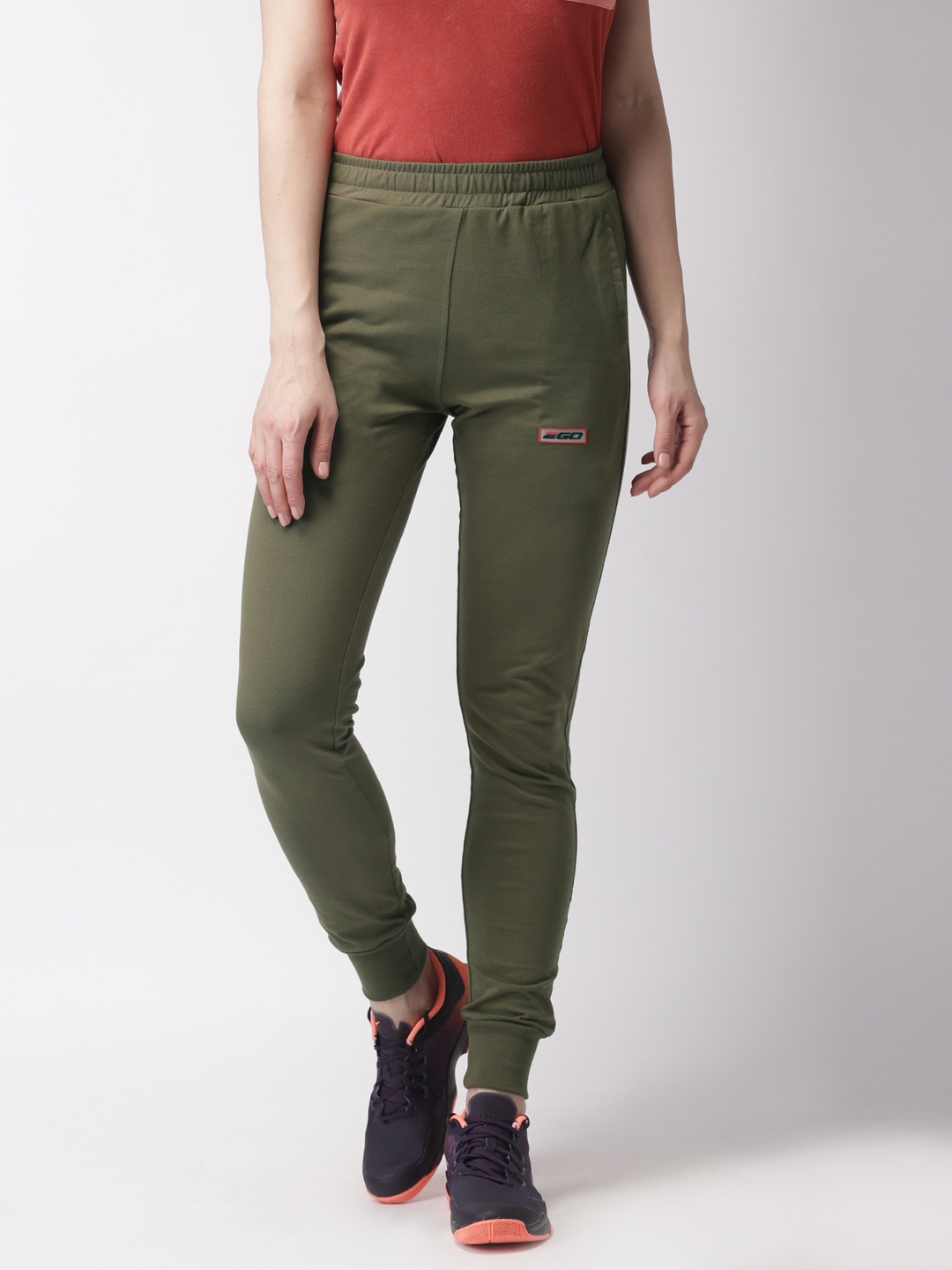 jogger pants myntra