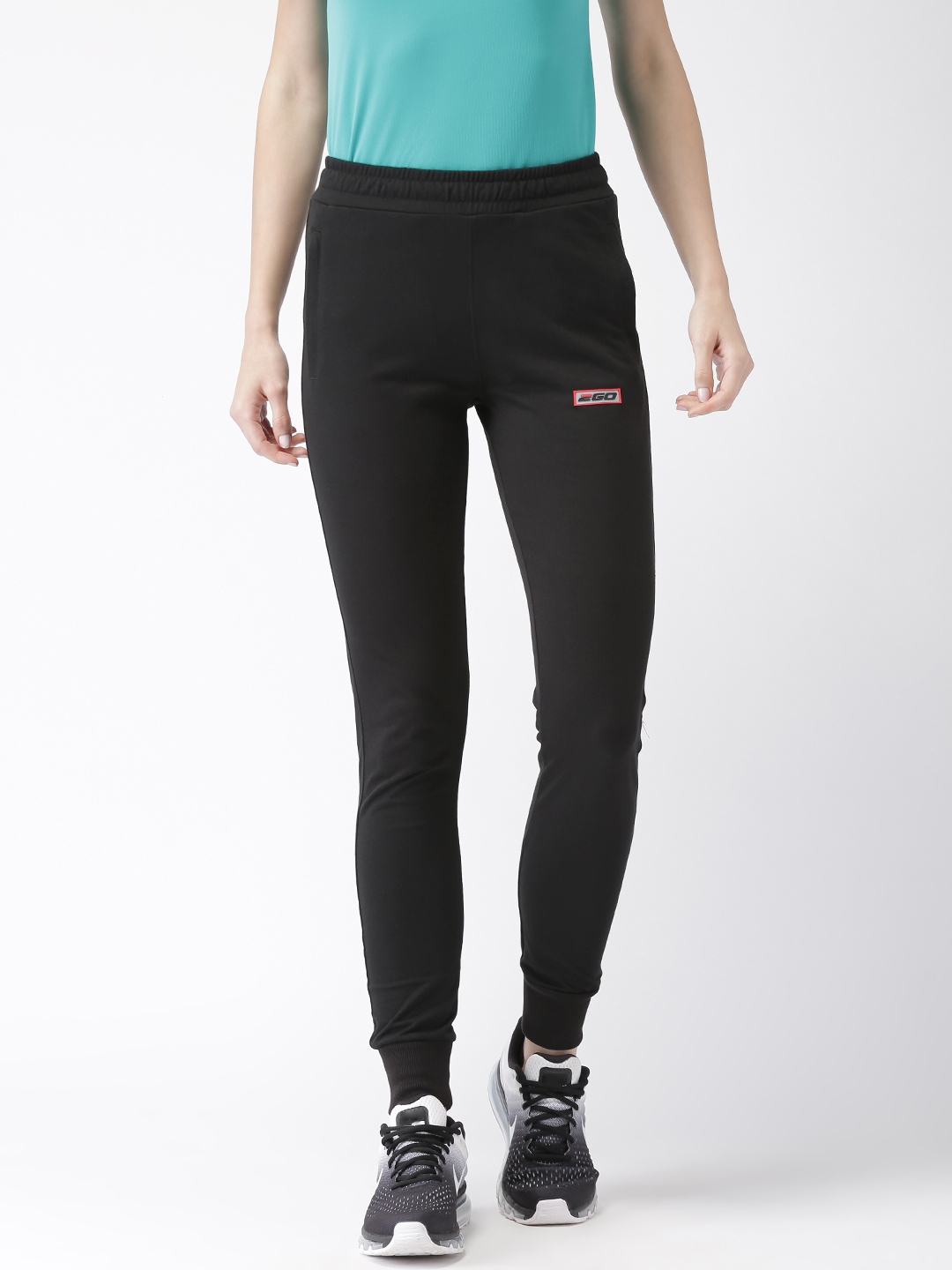 jogger pants myntra