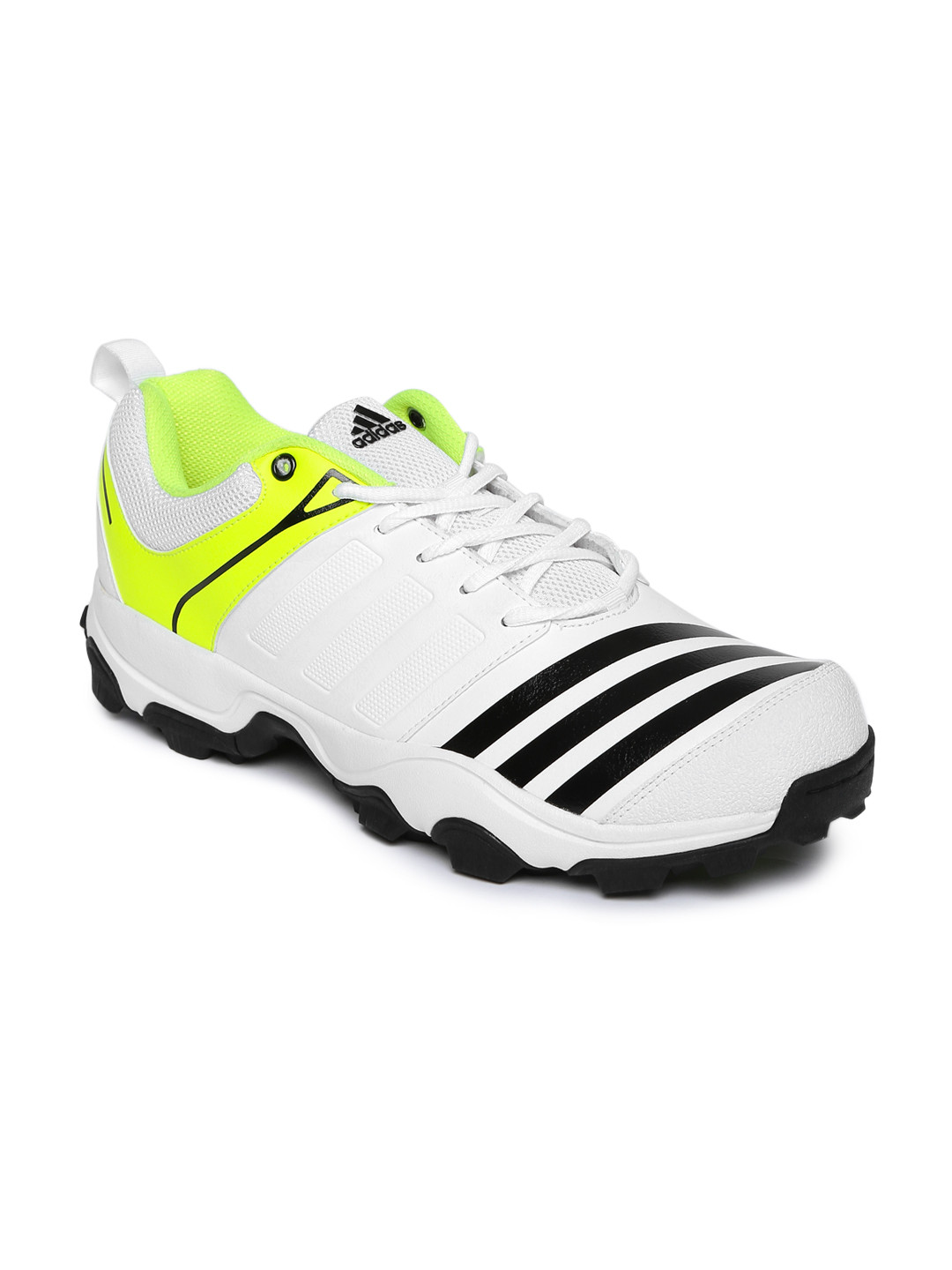 Buy ADIDAS Men White 22 YARDS TRAINER Cricket Shoes Sports Shoes for