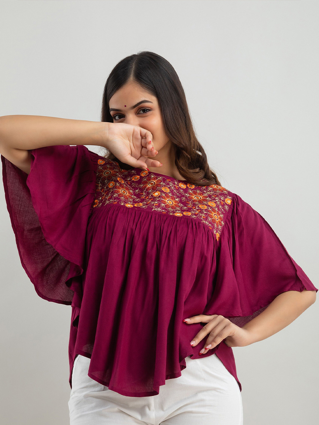 Vivo Sana Cape Top - Purple Floral Print