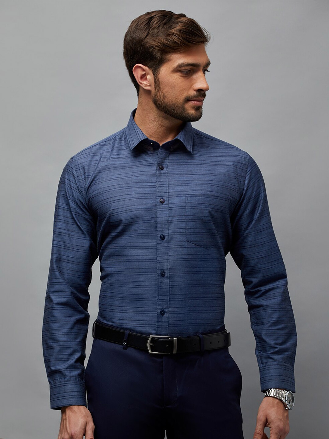 Buy Oxemberg Men Navy Blue Classic Slim Fit Striped Formal Shirt ...