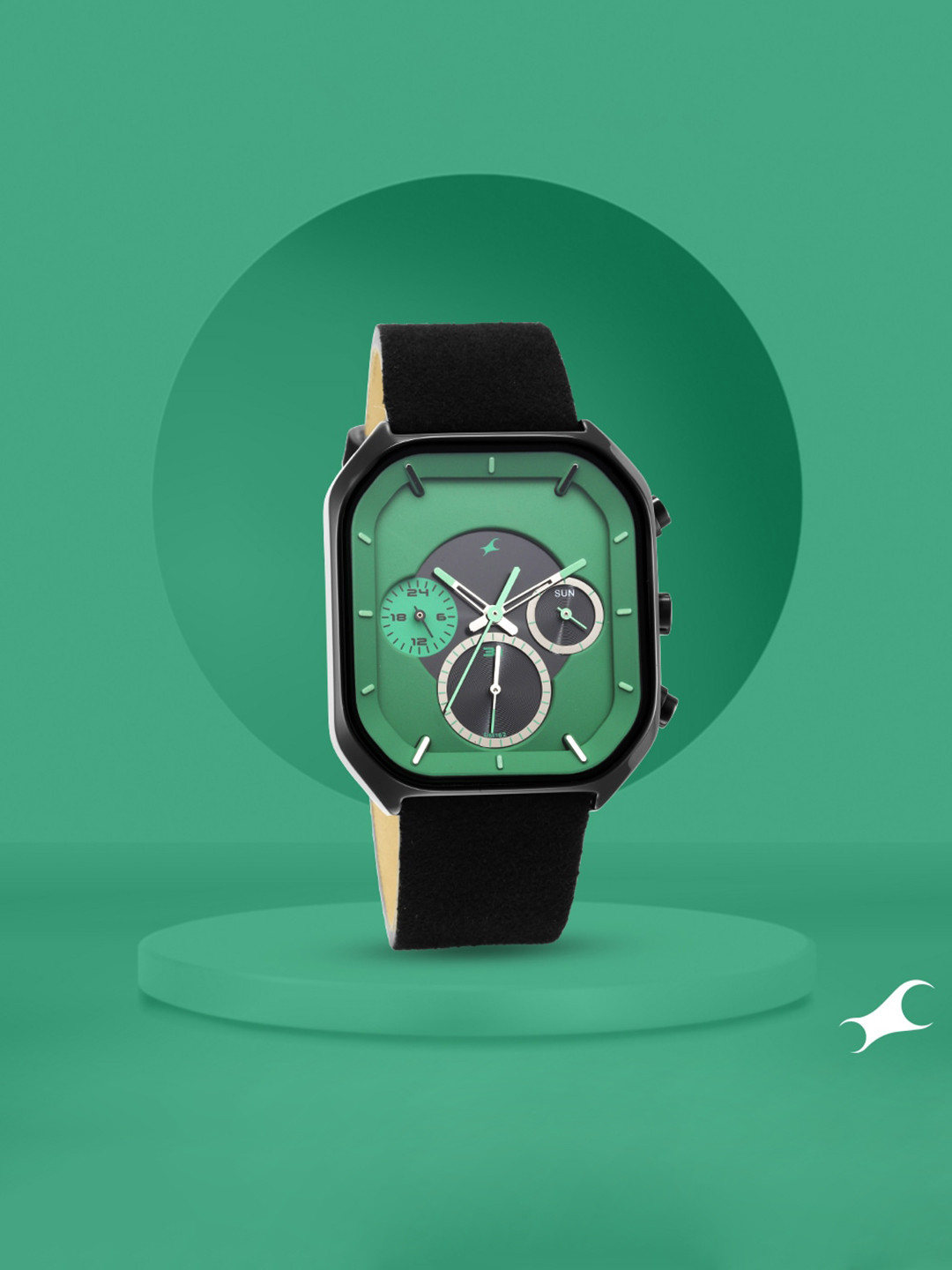 Buy Fastrack Men Black Brass Printed Dial & Black Leather Straps