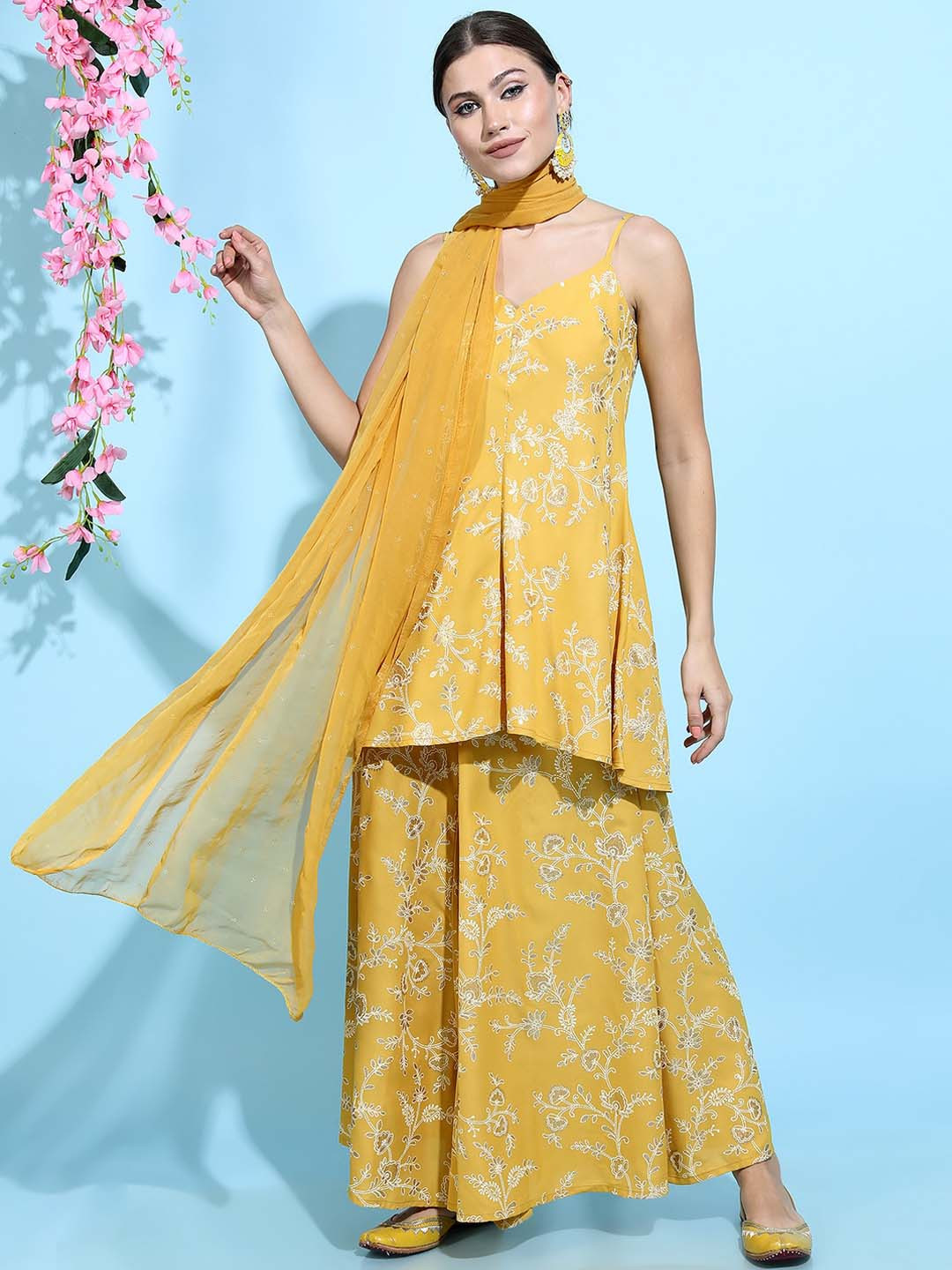 Women'S Yellow & White Printed Kurta With Palazzos