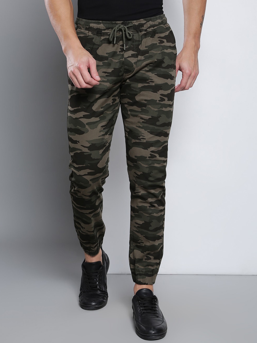 Buy Dennis Lingo Men Olive Green Camouflage Printed Straight Fit Cotton ...