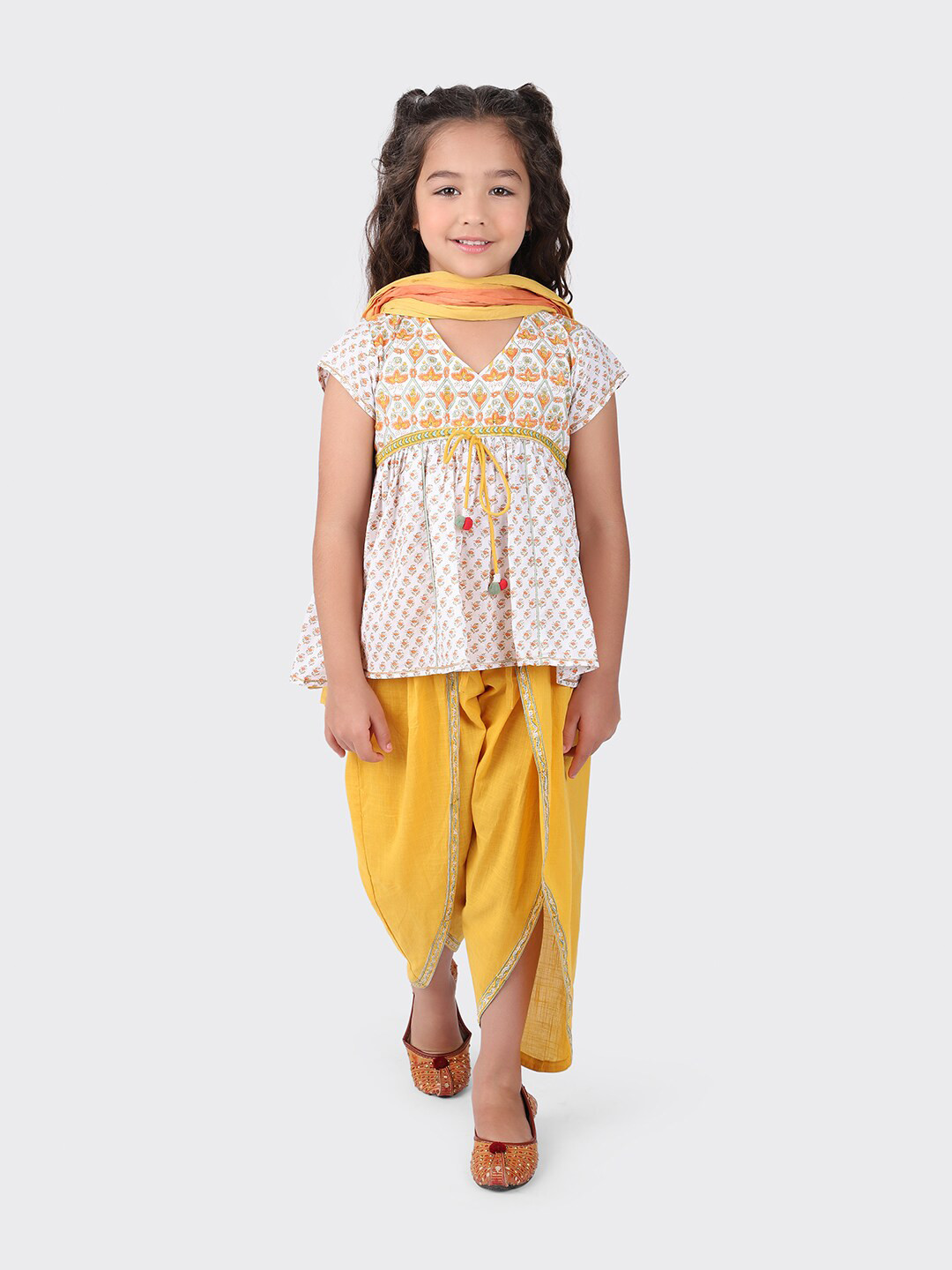 Girls Yellow Floral Printed Empire Pure Cotton Kurti With Dhoti Pants