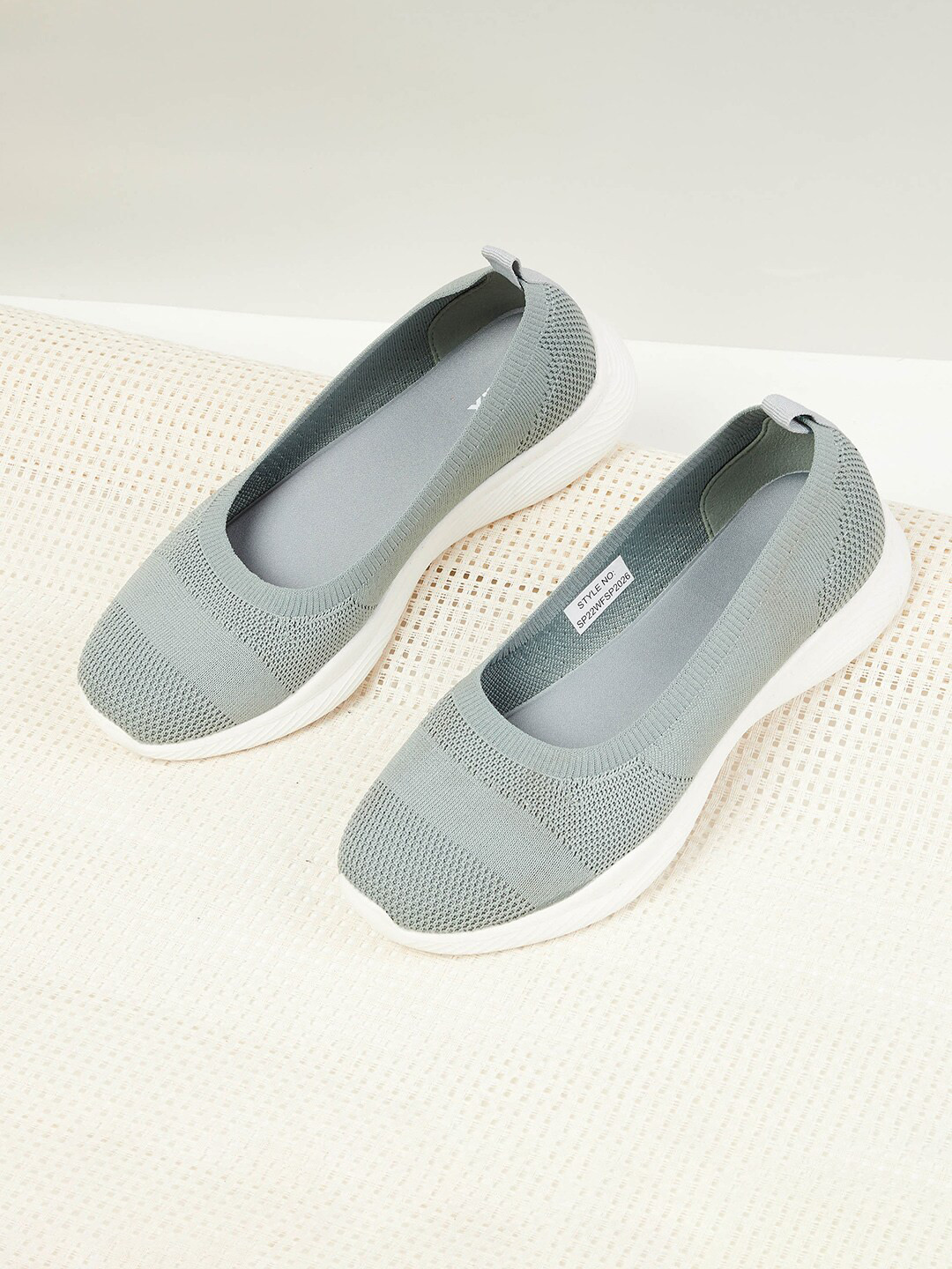 max shoes for women