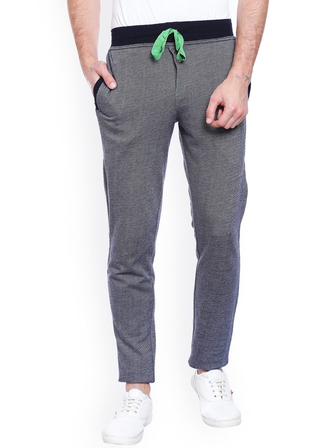 avoq track pants