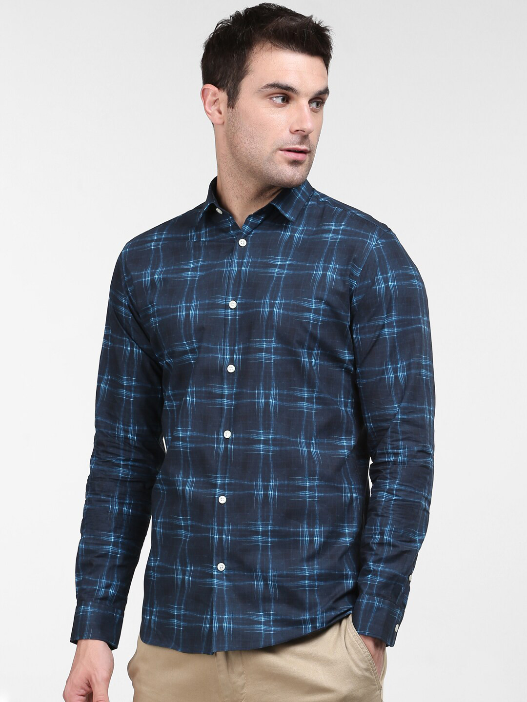 Men's Green Standard Slim Fit Tartan Checked Cotton Casual Shirt main image 1