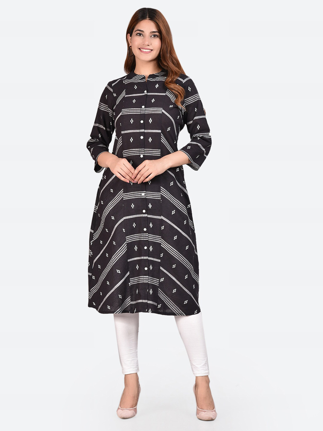 Buy Glorious Women Black & White Geometric Printed Kurta Kurtas for