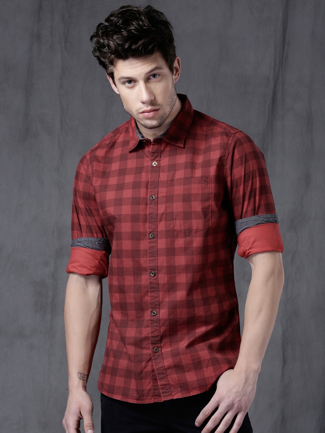 Buy WROGN Men Red & Black Slim Fit Checked Casual Shirt - Shirts for ...