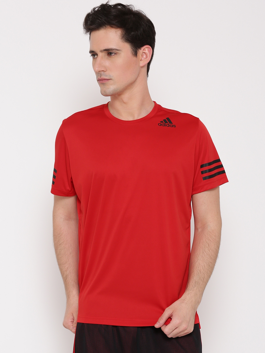 Buy ADIDAS Men Red Climacool Solid Round Neck Training T Shirt ...